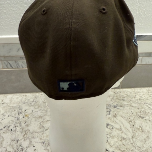 New Era Brown /Navy Athletics 59FIFTY fitted Hat - Picture 5 of 7